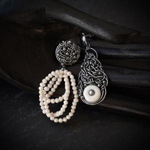 Shimo no Hana Iza Malczyk