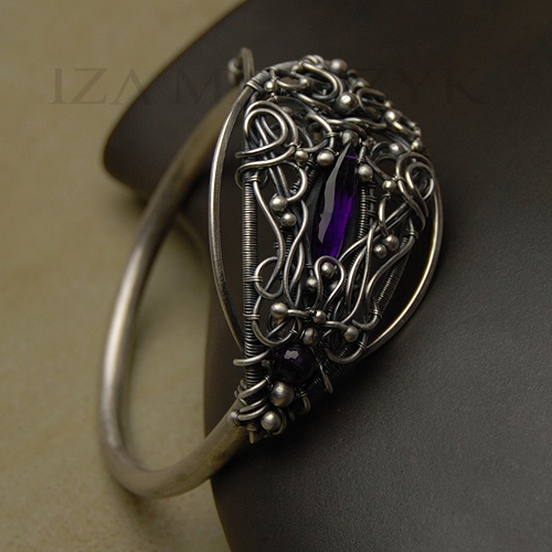 look into my eyes — 4 / 11