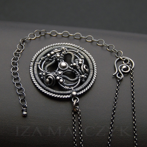 Dark Triskelion