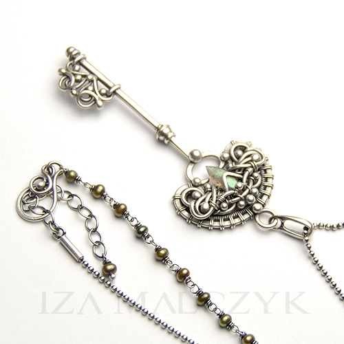 Forest Hideaway — 7 / 9