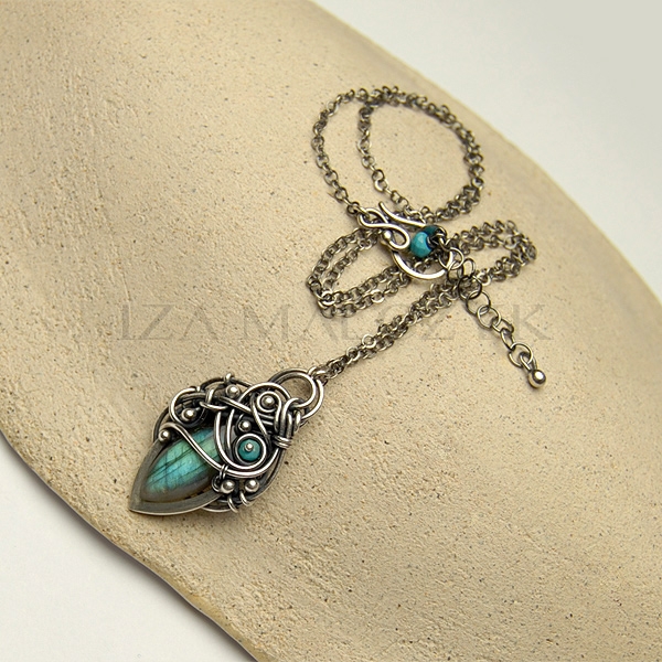 Blue Charm — 5 / 6