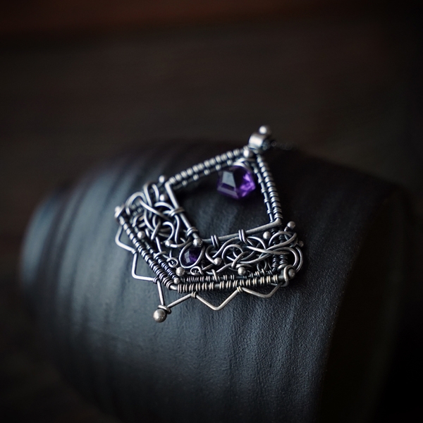 Violets and Ruffles — 3 / 6